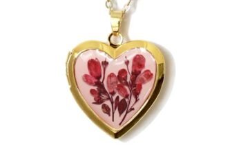Floral Memories Handmade Dried Pressed Flower Heart Shaped Photo Locket Pendant Necklace (Customized pattern with photo, Gold)
