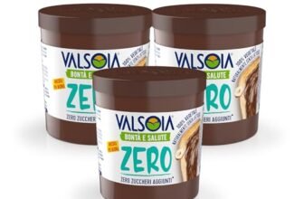 Valsoia – Crema Vegetale alle Nocciole con Cacao, 100% Vegetale, Senza Glutine e Olio di Palma, Naturalmente Senza Lattosio, Ideale per Vegani, Senza Zuccheri Aggiunti, 3 Confezioni da 200 g
