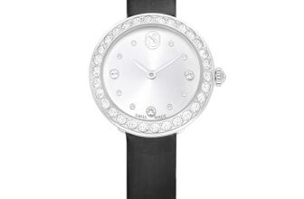 Swarovski Matrix Orologio Tennis, con Cristalli Bianchi, Swiss Made, Meccanismo al Quarzo, Impermeabile Fino a 50 m, Finitura in Acciaio Inossidabile, 30 x 30 mm, 8 mm, 14,5-19 cm, 1 cm