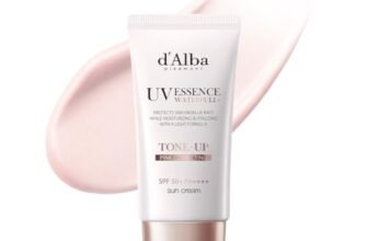 d’alba Piedmont Italian White Truffle Waterfull Tone-Up Sunscreen, Vegan Skincare, Tinted Moisturizer With Spf 50+ Pa++++, Glowy Sunscreen For Sensitive Skin – 50ml