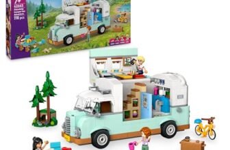 LEGO Friends Avventura sul Camper dell’Amicizia, Giochi di Ruolo e per le Abilità Sociali per Bambine da 7 Anni con Personaggi, Veicolo Giocattolo Apribile e Accessori da Campeggio, Idea Regalo 42663