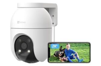 EZVIZ Telecamera Wi-Fi Esterno 2K+, Telecamera Motorizzata per Esterni con Copertura a 360°, Visione Notturna a Colori, Rilevamento di Persone/Veicoli, Tracciamento Zoom Auto, Alexa/Google, C8c 4MP