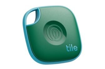 Tile by Life360 Mate (2024) – Localizzatore, cerca oggetti e tracker Bluetooth per chiavi, borse e altro. Trova telefono. Compatibile con iOS e Android. Pacchetto da 1 (Green Surf)