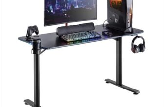 Noua Dot Scrivania Gaming RGB, Tavolo da Gioco Ergonomico, Postazione Gaming per PC Computer Monitor, Fori Passacavi, Portabicchieri e Gancio per Cuffie, 113x60x75 cm