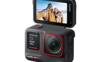 Insta360 Ace Pro – Action cam impermeabile Co-disegnata con Leica, sensore da 1/1.3″ e riduzione del rumore per una qualità d’immagine imbattibile, 4K120fps, schermo orientabile da 2,4″ e funzioni AI