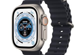 Apple Watch Ultra (GPS + Cellular, 49mm) Cassa in titanio e Cinturino Ocean Mezzanotte (Ricondizionato)