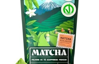 NaturaleBio Tè Verde Matcha Biologico in Polvere 100g. Grado Premium. The Matcha Prodotto in Giappone. Ideale da Bere, per i Dolci, Frullati, Tè freddo, nel Latte e come ingrediente