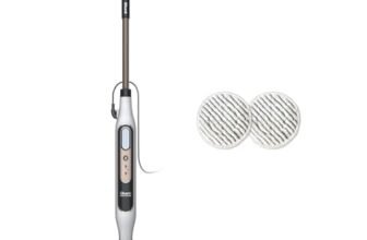 Shark Steam Mop, Scopa a Vapore Lavapavimenti Automatico con Steam Blaster, 2 Panni Lavabili Rotanti, 3 Modalità, Igienizza, Rimuove Macchie e Sporco, Tutti i Tipi di Pavimenti, Bianco/Grigio, S8201EU