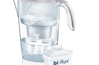 LAICA Stream Line Caraffa Filtrante – 2,3L – Bianca – Timer Digitale – 1 Filtri bi-flux Incluso, Preserva i Sali Minerali Utili all’Organismo e Riduce Cloro e Metalli Pesanti – Made in Italy
