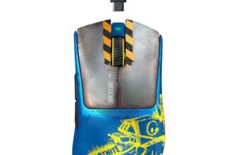 Razer DeathAdder V3 Pro Fortnite Edition – Mouse da gioco wireless Esports – Sensore ottico Focus Pro 30K DPI (63g leggero, forma ergonomica, interruttori mouse Gen-3 HyperSpeed Wireless) Fortnite