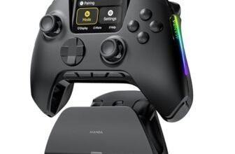 ManbaOne Interactive Screen Wireless Gaming Controller per PC/Switch/Switch 2/iOS/Android, Stick e Trigger ad Effetto Hall, Illuminazione RGB, Pulsanti Rimappabili, 1800mAh con Stazione di Ricarica