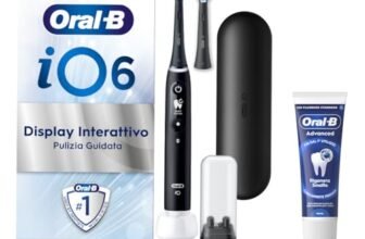 Oral-B Spazzolino Elettrico Ricaricabile iO 6N Nero, 1 Spazzolino Elettrico, 2 Testine Di Ricambio, Custodia Da Viaggio + 1 Dentifricio Advanced Rigenera Smalto, Pulizia Denti