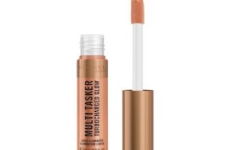 Rimmel London Multi Tasker Turbocharged Glow, 007 Spilling the Tea, Illuminante liquido per il viso, Perle riflettenti, Luminosità naturale, Vitamina C & E, Formula Vegana, 10 ml