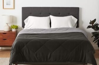 Amazon Basics Trapunta Invernale Singolo Reversibile in Microfibra, 140 x 200 cm, grigio/nero