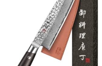 kanngou Coltello giapponese Damasco 21 cm Coltello Gyuto in Acciaio Damasco 67 Strati Manico in Legno di Ebano Piena Seta, Coltello Cucina Professionale con Confezione Regalo Premium