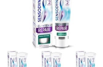 Sensodyne Clinical Repair Pulizia Profonda, Dentifricio per Denti Sensibili, inizia a riparare i Denti Sensibili in 2 minuti*, 75ml (Confezione da 4)