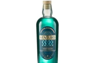 Venturo Aperitivo Mediterraneo Liquore, con Rosmarino, Limone Siciliano, Sale Marino e Camomilla Blu, 15% vol, 70cl