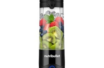 Nutribullet Leggero Frullatore Portatile, 475ml BPA Free Tritan, Mini Frullatore, Lama a 4 Punte in Acciaio Inox, Frullatore Multifunzione, Caricatore USB-C, Oltre 15 Cicli Frullatura, NBP003B, Nero