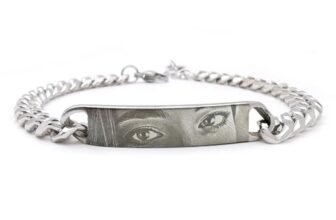 ALMENDRA Bracciale con foto occhi fidanzati con fotografia personalizzata da uomo incisa braccialetto incisione nome frase inciso scritta regalo