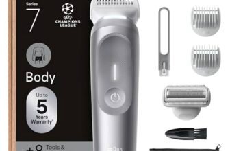 Braun Rasoio Elettrico Corpo Uomo Series 7, +8 Strumenti Cura Corpo, Luce Smartlight & SkinGuard, 100 Min Utilizzo, Testine SmoothShave & SensitiveTrim, Impermeabile, Rasoio Intimo Uomo, Grigio