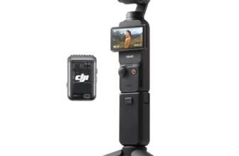 DJI Osmo Pocket 3 Creator Combo, fotocamera digitale con CMOS da 1” e video 4K/120fps, stabilizzazione a 3 assi, tracciamento volti/oggetti, messa a fuoco rapida, microfono incluso, vlog camera