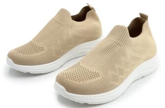 JOMIX Scarpe Slip On Donna Traspiranti in Maglia Elasticizzata Sneakers Casual Senza Lacci per Camminare Tempo Libero Viaggio Lavoro Leggere con Soletta Memoria Morbida Comoda Beige 36