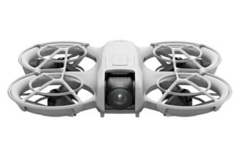 DJI Neo, mini drone con fotocamera UHD 4K per adulti, 135g drone che vola da solo e ti segue, decollo dalla mano, tracciamento del soggetto, QuickShot, video stabilizzati, (senza radiocomando)