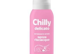 Chilly Senza Risciacquo, Detergente Intimo Senza Risciacquo Delicato, Da usare sulla Carta Igienica, Adatto alle Pelli Sensibili, Formula in Mousse a pH5, Con Anti-Odor, Clinicamente Testato – 100ml