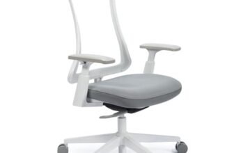 ProtoArc Flexer Sedia Ergonomica Schiena Alta in Rete Nylon Traspirante, Sedia Girevole Traspirante, Inclinazione Adattiva al Peso, Sella Traspirante Scorrevole (Flexer – Bianco)