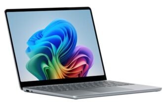Microsoft Surface Laptop | Copilot+ PC | LCD Touchscreen 13” | Snapdragon® X Plus | 16 GB di RAM | 512 di memoria | Ultimo modello | Oceano