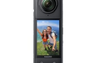 Insta360 X4 – Action Cam 360° 8K Impermeabile, Video Grandangolari in 4K, Effetto selfie stick invisibile. Protezioni Lenti Rimovibili, Autonomia Batteria 135 min, Editing IA, Stabilizzazione, Sport