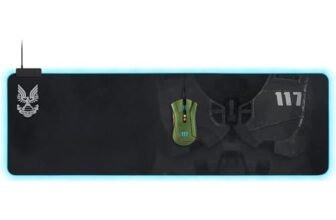 Razer Goliathus Extended Chroma – Morbido tappetino per mouse da gioco esteso con illuminazione Chroma RGB (Supporto per cavi, Superficie in tessuto, Bordo trapuntato) HALO Infinite Ed.