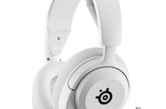 SteelSeries Arctis Nova 5P Bianco – Cuffie PS5 Wireless – Driver magnetici al neodimio – 100+ preset audio – Batteria 60 HR – 2,4GHz o BT – Microfono ClearCast Gen2.X – PlayStation 5, PC, Cellulare