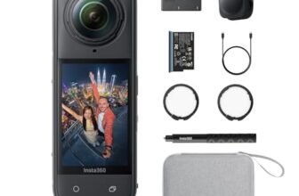 Insta360 X5 Pack Essential – Camera Impermeabile 8K 360º, Superba in Bassa Luce, Selfie Stick Invisibile, Obiettivi Sostituibili, Batteria con Autonomia 3 ore, Cover Antivento, Stabilizzazione