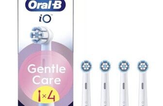 Oral-B Testine di Ricambio iO Gentle Care Bianche, 4 Testine Oral B per Spazzolino Elettrico, Rotonde Originali, per Gengive Sensibili, Setole angolate per rimuovere la placca