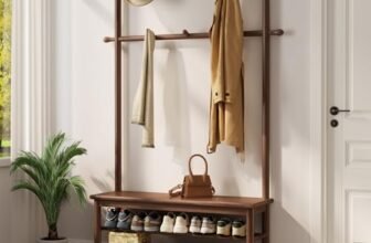 AQIMUELE Appendiabiti a 3 Ripiani, Attaccapanni Portabiti in Legno con Panca, 11 Ganci, per Corridoio Camera da Letto, Stile Moderno, 30 x 100 x 170 cm (Noce)