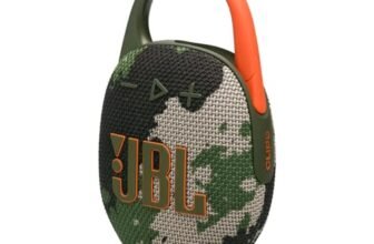 JBL Clip 5 Speaker Bluetooth Portatile, Altoparlante Wireless Compatto, Moschettone Integrato, Waterproof e Resistente alla Polvere IP67, fino a 12 h di Autonomia, App JBL Portable, Mimetico
