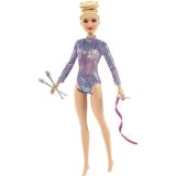Barbie -Ginnasta, Bambola Bionda con Coloratissimo Body, 2 Bastoni e Nastro, Giocattolo per Bambini 3+ Anni, GTN65