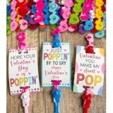 Valentines Day Gifts for Kids – Set of 24 Valentine Cards with Heart Pop Bracelets – Bulk Sensory Fidget Toys for School Classroom Gift Exchange – Valentine’s Day Party Favors for Toddlers Girls Boys