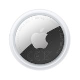 Apple AirTag (seconda generazione): utile per localizzare portachiavi, portafogli e molto altro; funziona emettendo un suono; si configura con un semplice tap da iPhone o iPad