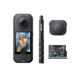 Insta360 X4 Air Pack Starter Nero grafite- Videocamera leggera 165g 8K 360, selfie stick invisibile, lenti sostituibili, prima registri poi inquadri, cover antivento integrata.