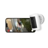 Ring Videocamera esterna Plus a energia solare (Outdoor Camera Plus Ultimo modello) Video 2K grandangolare Videocamera wireless fai-da-te | Prova gratuita di 30 giorni piano d’abbonamento Ring