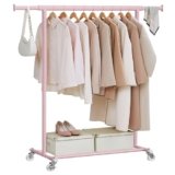 SONGMICS Stand Appendiabiti con Ruote, Attaccapanni Estensibile per Carichi Pesanti, Portata Totale 100 kg, 45 x (92-132) x 161,5 cm, Facile da Montare e Spostare, Rosa Pastello HSR013R01