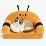 VIEFIN Cute Cat Couch with Soft Pillow, Supportive Dog Couch, Cat Sofa with Removable Cover，Cute Bee Shaped, 24 Inch