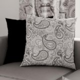PETTI Artigiani Italiani – Coppia di Federe Cuscino 80×80 cm in Microfibra, Cuscini Arredo Camera da Letto, Divano, Salotto, Set 2 Fodere Copricuscino, Federa Paisley Nero, 100% Made in Italy