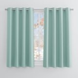 PONY DANCE Tenda Cameretta Bambina Tende Oscuranti con Anelli Tende Moderne Tende Termiche Isolanti per Interni Tende per Casa 2 Pezzi L 132 x A 114 cm, Verde Chiaro