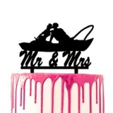 CARISPIBET decorazione per torta nuziale sposo e sposa su una barca con scritta Mr. & Mrs. sotto