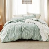 Bedsure Queen Comforter Set – Sage Green Bed Set, 3 Pieces Cute Floral Bedding, 1 Soft Reversible Botanical Flowers Comforter and 2 Pillow Shams
