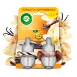 Air Wick Diffusore Elettrico di Oli Essenziali, 2 Ricariche per Diffusore Elettrico alla Fragranza Dolce Vaniglia e Burro di Karitè, Profumatore per Ambienti Elettrico con Oli Essenziali