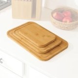 KitchenEdge Bamboo Wood Cutting Board Set of 3, Juice Groove and Non-Slip Rubber Feet, Thick Wood Trays for cheese, vegetables, meat, fruit, Heavy Duty Construction, Pre Oiled (9×6, 12×8, 15×10 inch)